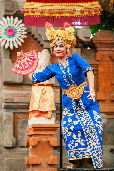 Denpasar Isola Bali Indonesia Giugno 2016 Ritratto Una Bella Giovane — Foto Stock