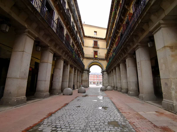 Madrid Spain May 2020 Covid Leaves Streets Madrid Empty Only — Stock Photo, Image