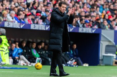 Madrid, İspanya - 3 Mart 2024: Atletico de Madrid ile Real Betis arasındaki lig maçı. Atletico de Madrid oyuncuları. Profesyonel futbol.