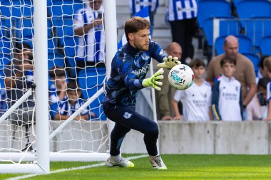 San Sebastian, İspanya - 13 Eylül 2025: La Liga Real Sociedad ve Real Madrid maçı San Sebastian 'da oynandı. Top oynayan gerçek Sociedad oyuncuları. La Liga 2024, 2025.