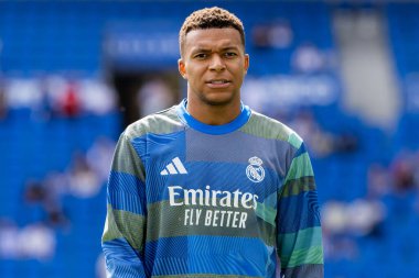 San Sebastian, İspanya - 13 Eylül 2025: La Liga Real Sociedad ve Real Madrid maçı San Sebastian 'da oynandı. Topu Madrid 'de oynayan gerçek oyuncular. La Liga 2024, 2025.