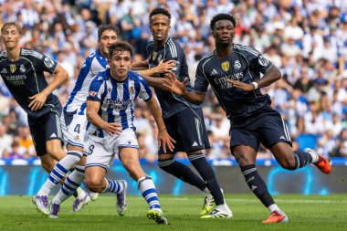 San Sebastian, İspanya - 13 Eylül 2025: La Liga Real Sociedad ve Real Madrid maçı San Sebastian 'da oynandı. Futbolcular. La Liga maçı. La Liga 2024, 2025.