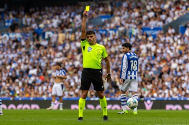 San Sebastian, İspanya - 13 Eylül 2025: La Liga Real Sociedad ve Real Madrid maçı San Sebastian 'da oynandı. Gil Manzano, hakem. La Liga 2024-2025.