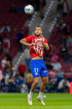 Madrid, İspanya - 24 Eylül 2025: Atletico Madrid ile Rayo Vallecano arasındaki La Liga maçı Madrid 'de oynandı. Atletico Madrid oyuncuları. EA Spor Ligi. Madrid Derbisi.