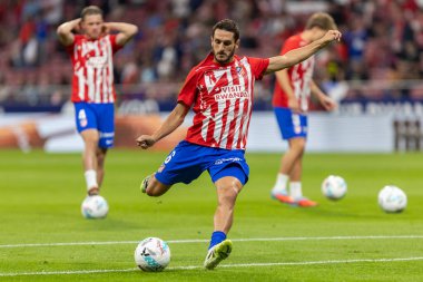 Madrid, İspanya - 24 Eylül 2025: Atletico Madrid ile Rayo Vallecano arasındaki La Liga maçı Madrid 'de oynandı. Atletico Madrid oyuncuları. EA Spor Ligi. Madrid Derbisi.