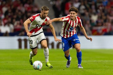 Madrid, İspanya - 24 Eylül 2025: Atletico Madrid ile Rayo Vallecano arasındaki La Liga maçı Madrid 'de oynandı. Atletico Madrid oyuncuları. EA Spor Ligi. Madrid Derbisi.