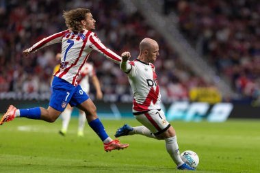 Madrid, İspanya - 24 Eylül 2025: Atletico Madrid ile Rayo Vallecano arasındaki La Liga maçı Madrid 'de oynandı. Atletico Madrid oyuncuları. EA Spor Ligi. Madrid Derbisi.