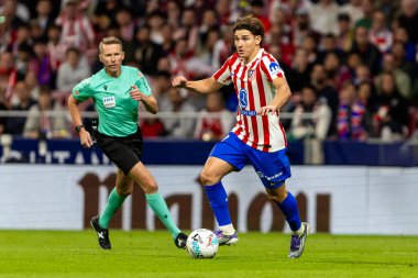 Madrid, İspanya - 24 Eylül 2025: Atletico Madrid ile Rayo Vallecano arasındaki La Liga maçı Madrid 'de oynandı. Atletico Madrid oyuncuları. EA Spor Ligi. Madrid Derbisi.