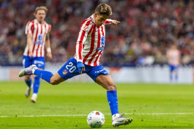 Madrid, İspanya - 24 Eylül 2025: Atletico Madrid ile Rayo Vallecano arasındaki La Liga maçı Madrid 'de oynandı. Atletico Madrid oyuncuları. EA Spor Ligi. Madrid Derbisi.