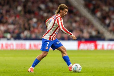 Madrid, İspanya - 24 Eylül 2025: Atletico Madrid ile Rayo Vallecano arasındaki La Liga maçı Madrid 'de oynandı. Atletico Madrid oyuncuları. EA Spor Ligi. Madrid Derbisi.