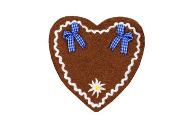 beyaz izole arka planda kopya alanı ile tekstil Gingerbread kalp şekli Sevgililer günü hediye.