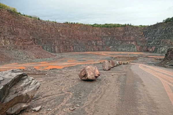 採石場に空中斑岩石の鉱山 — ストック写真