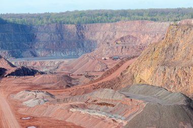 Taş ocağı hava görünümünü. çukur mayın porfir kaya açın.