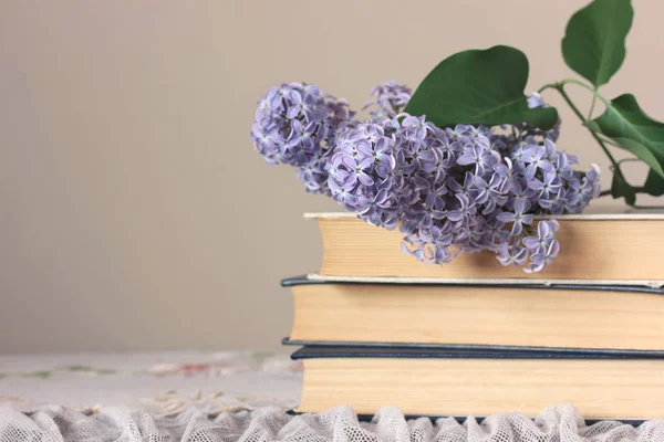 Stack Books Branch Blooming Lilac Table Board Background Empty Space — Stock Photo, Image