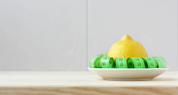 Lemon Flexible Centimeter Measurements Table Concept Nutrition Diet Weight Loss — Stock Photo, Image