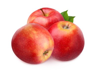 Beyaz arka plan üzerinde izole üç kırmızı elma. meyve demet.