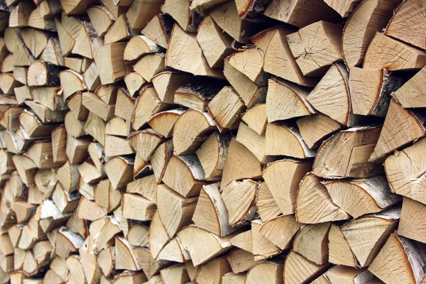 Birch split wood in the woodpile. background, wood texture. — Stock Photo, Image