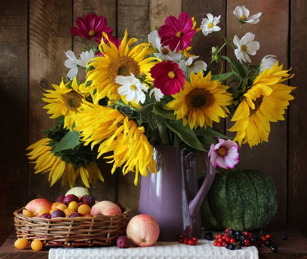 Still Life Sunflowers Apples Plums Bouquet Garden Flowers Berries Vegetables — Stock Photo, Image