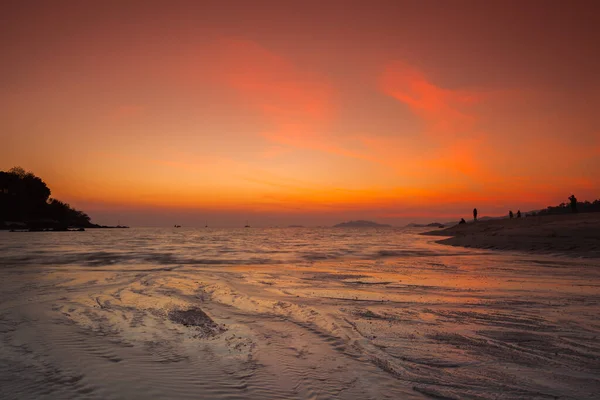 Colorido Cielo Atardecer Playa Situada Sur Tailandia — Foto de Stock
