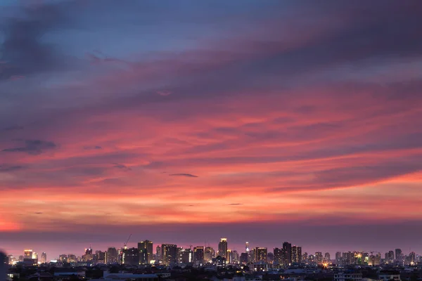 Uma Paisagem Noturna Vista Cidade Pôr Sol — Fotografia de Stock