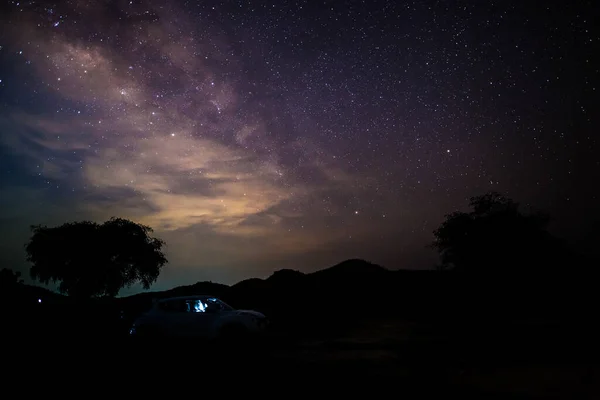 Vía Láctea Cielo Cercano Sobre Ubicación Montaña Kanchanaburi Tailandia — Foto de Stock