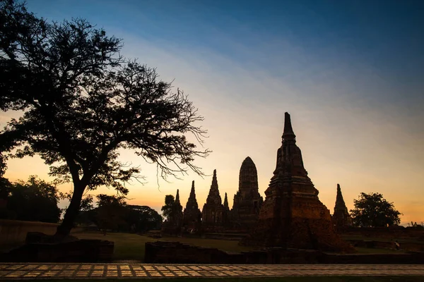 Pagod Templet Vid Solnedgången Timing Färgglada Himmel Läge Vid Ayutthaya — Stockfoto