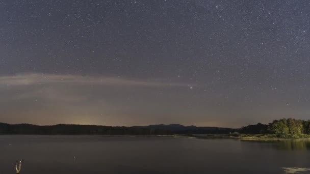 Time Lapse Stella Stanno Muovendo Sul Cielo Notte Reflec Sull — Video Stock