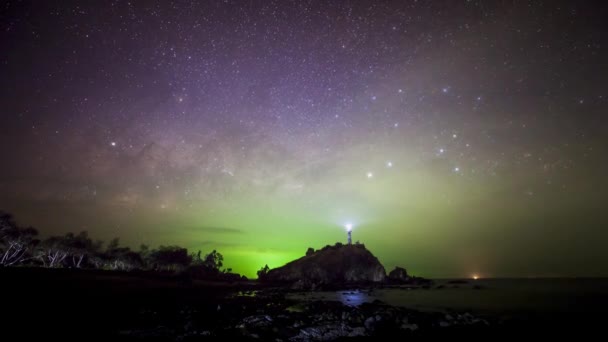 Voie Lactée Étoiles Déplaçant Dessus Montagne Thaïlande — Video