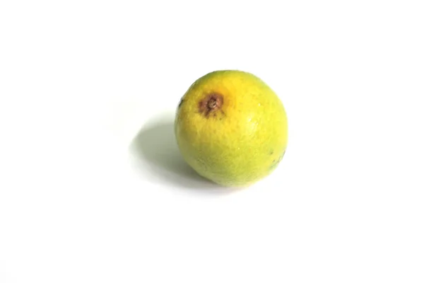 Lime Fraîche Sur Fond Blanc — Photo