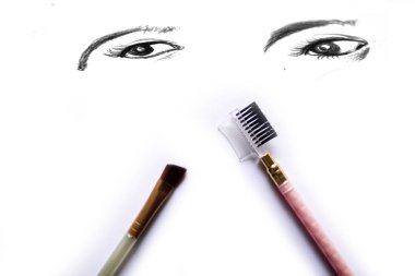 Göz makyaj bursar beyaz arka plan üzerinde izole