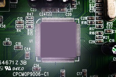 Close-up elektronik çip bir bilgisayar devre kartı.