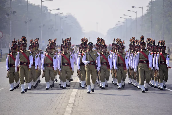 カルカッタ インド 1月23 2019 インド軍は共和国の日の間にパレードを練習します 毎年1月26日にインド軍により国旗敬礼式が行われる ロイヤリティフリーのストック写真