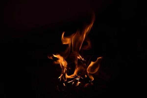Ogień Odizolowany Czarnym Tle — Zdjęcie stockowe