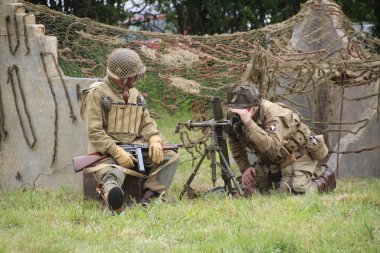 Waterlooville, İngiltere - 26 Mayıs 2019: Solent Overlord Askeri Koleksiyoncular Kulübü ikinci dünya savaşı sahnesini canlandırıyor. Amaç savaşı yüceltmek değil, dünya tarihinin bu zamanlarında insanları eğitmek..