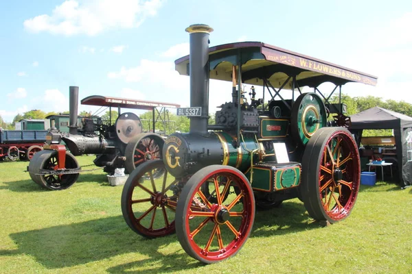 2019年7月28日 英国南安普敦 在年度Netley Steam Craft Show上展出的老式牵引引擎 — 图库照片