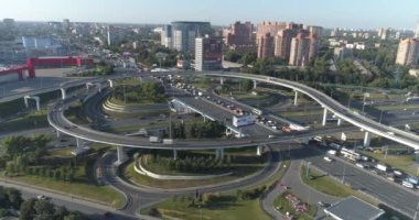     Yol Kavşağı'nda kentin bir yükseklikten