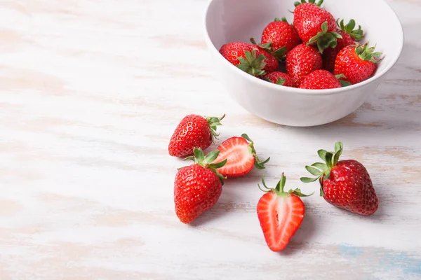 Fresa Fresca Madura Escritorio Blanco Frutas Cerca — Foto de Stock