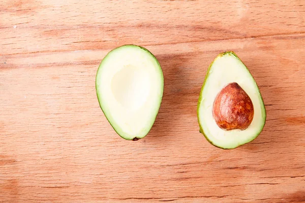 Olgun taze avokado kapatın. Sağlık Gıda. Taze meyve