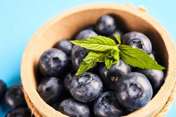 Olgun yaban mersini taze yakın çekim. Gıda katkı maddeleri. Doğa arka plan