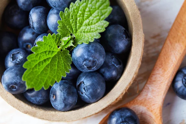 Olgun yaban mersini taze yakın çekim. Gıda katkı maddeleri. Doğa arka plan