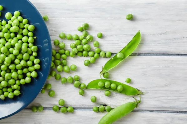 Los Guisantes Verdes Frescos Acercan Ingredientes Fondo Naturaleza — Foto de Stock