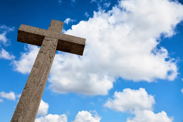 Деревянный Крест Голубом Небе Концепция Религии — стоковое фото
