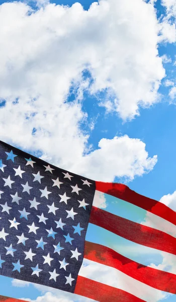 Amerikanische Flagge Blauen Himmel Gedenktag Hintergrund Natur — Stockfoto