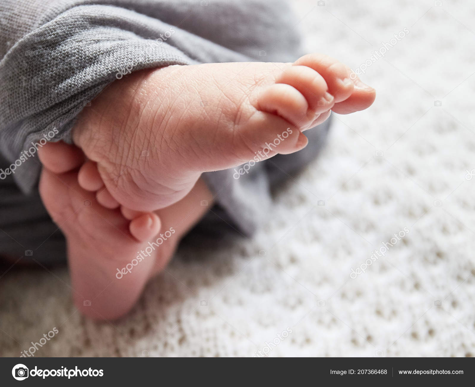 Les Jambes Bebe Ferment Fond Naturel Concept Grossesse Image Libre De Droit Par Arybickii C