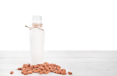 Badem sütü yakın metin için yer ile. Gıda arka plan