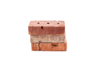 Beyaz arka plan üzerinde izole eski tuğla. Endüstriyel kavramı