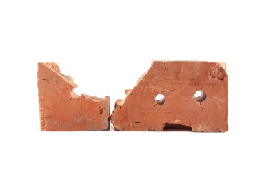 Beyaz arka plan üzerinde izole eski tuğla. Endüstriyel kavramı