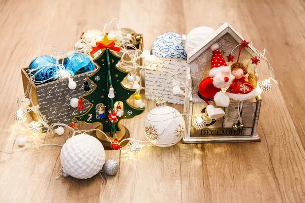 Borde Navideño Adornos Aislados Sobre Fondo Blanco Feliz Año Nuevo — Foto de Stock