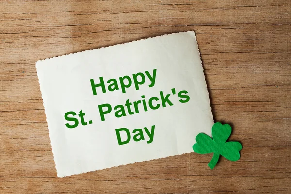 Happy Patricks Day Tag Con Bordo Angolo Luccicanti Trifogli Uno — Foto Stock