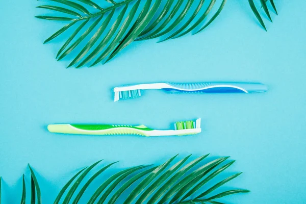Tooth brush on blue background — Stock Photo, Image